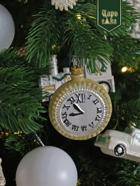 Новогодняя стеклянная елочная игрушка "Часы" 