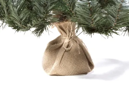 Ель искусственная Царь Елка Верона заснеженная