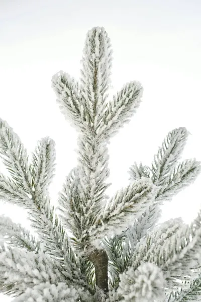 Ель искусственная Царь Елка Адель заснеженная.